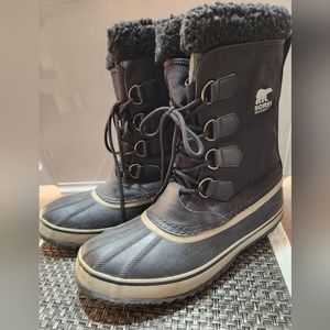 Sorel Caribou snow boots